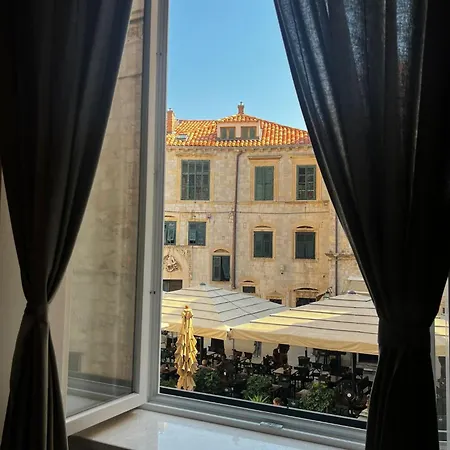 Διαμέρισμα Square