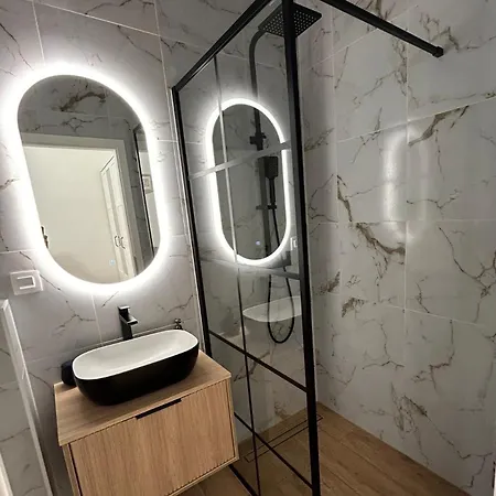 Square Ντουμπρόβνικ