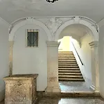 Square Ντουμπρόβνικ