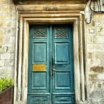 Apartman Square *