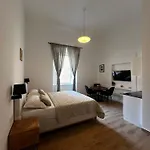 Square Apartman *